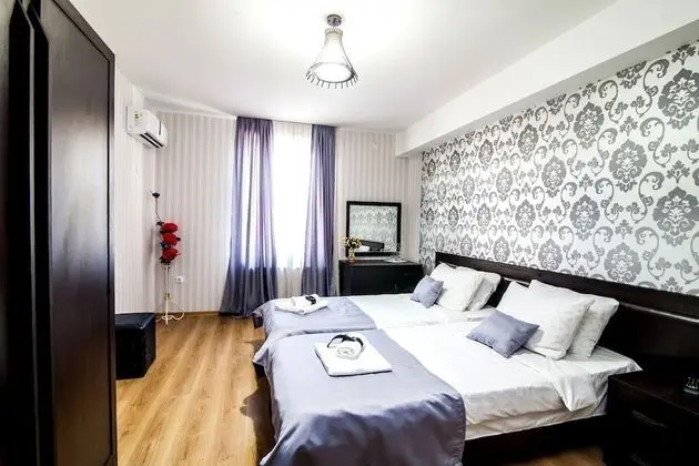 Deluxe Üç Kişilik Oda