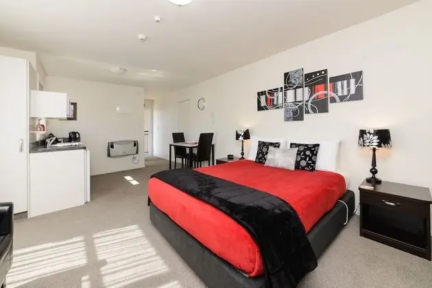 Standard Stüdyo, Küçük Mutfak (Queen Studio Unit)
