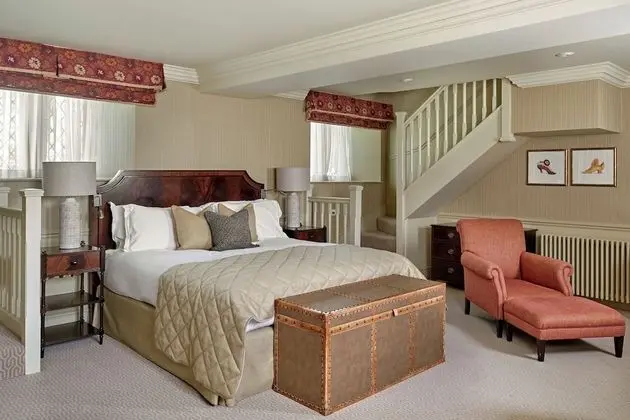 Classic Tek Büyük Yataklı Oda