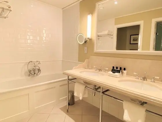 Classic Tek Büyük Yataklı Oda