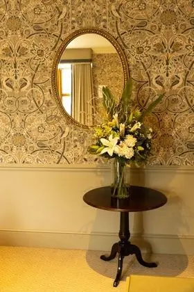 Luxury Tek Büyük Yataklı Oda