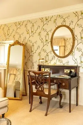 Luxury Tek Büyük Yataklı Oda