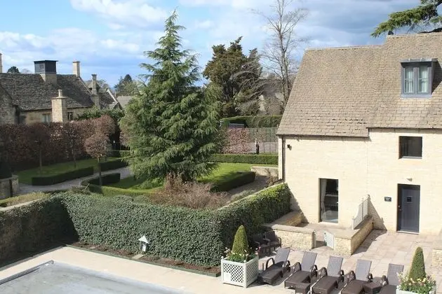 Luxury Tek Büyük Yataklı Oda