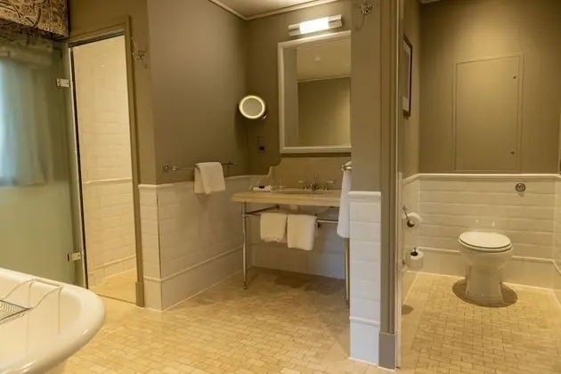 Luxury Tek Büyük Yataklı Oda