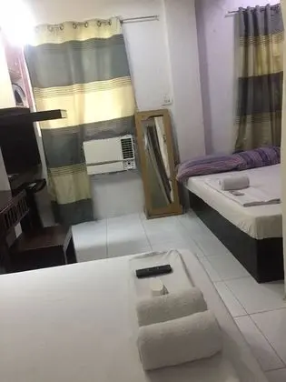 Family Tek Büyük veya İki Ayrı Yataklı Oda