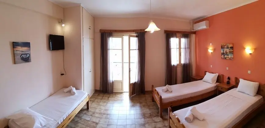 Economy Stüdyo (for 3)