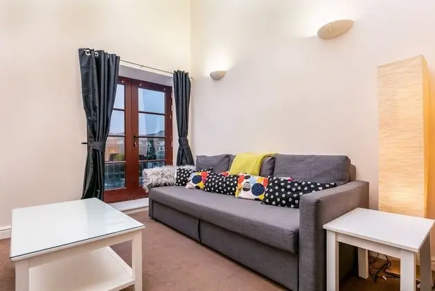 Basic Apart Daire, 1 Çift Kişilik Yatak ve Çekyat, Sigara İçilmez