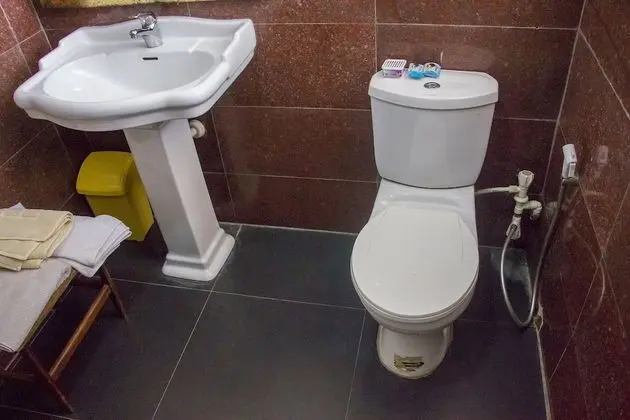 Standard Tek Büyük Yataklı Oda