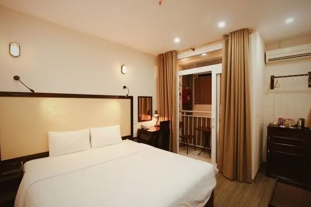 Deluxe Tek Büyük veya İki Ayrı Yataklı Oda, Balkon