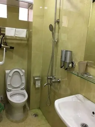 Deluxe Tek Büyük veya İki Ayrı Yataklı Oda, Balkon (Street View)