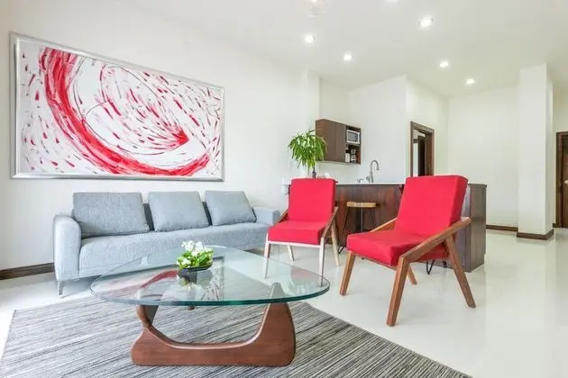 Luxury Suite, 1 Bedroom, 1 King Bed, Kitchenette