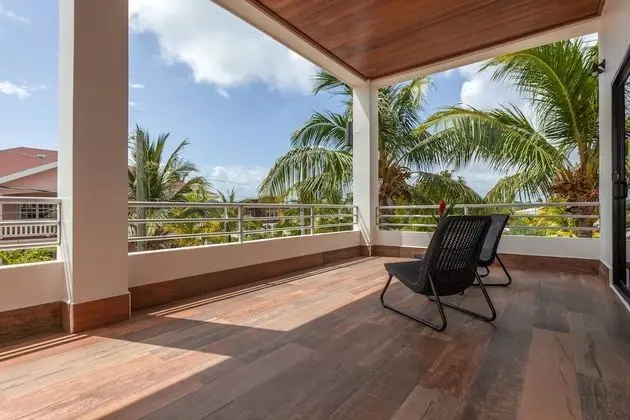Luxury Suite, 1 Bedroom, 1 King Bed, Kitchenette