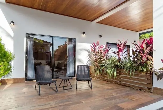 Luxury Suite, 1 Bedroom, 1 King Bed, Kitchenette