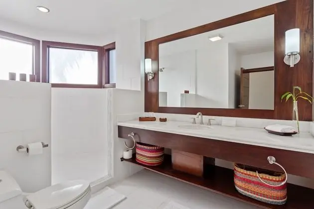 Luxury Suite, 1 Bedroom, 1 King Bed, Kitchenette