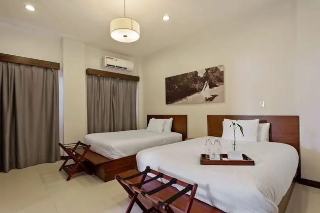 Luxury Suite, 1 Bedroom, 2 Queen Beds, Kitchenette