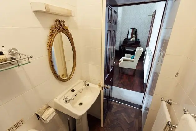 Large Double or Twin Room- Ground Floor