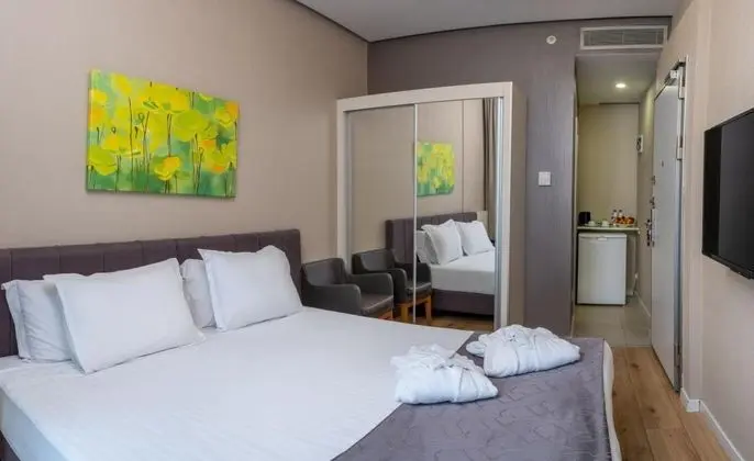 Standart Oda, Şehir Manzaralı