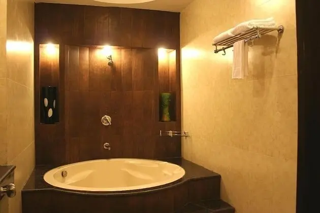 Deluxe Oda, Sigara İçilmez