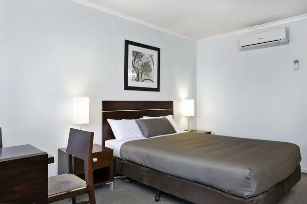 Executive Oda, Sigara İçilmez (Executive Queen)
