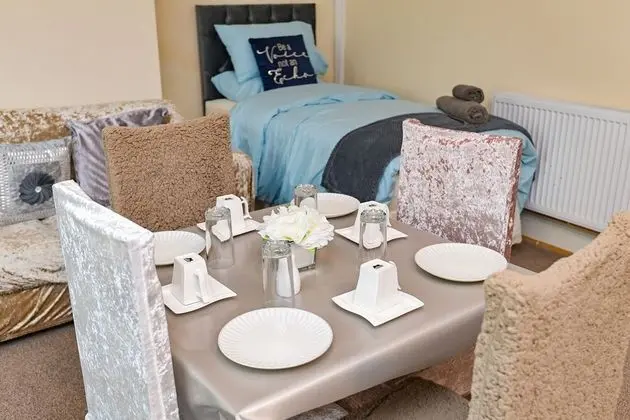 Deluxe Apart Daire, Banyolu/Duşlu (Apartment 1)