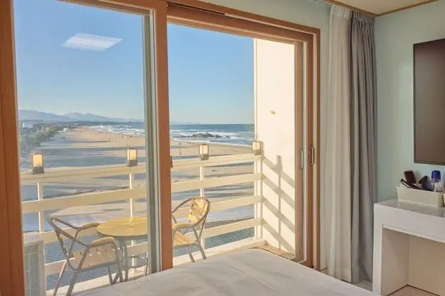 Oda (1 Bed, Ocean View)