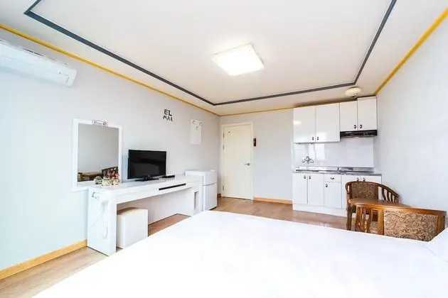 Oda (1 Bed, Ocean View)