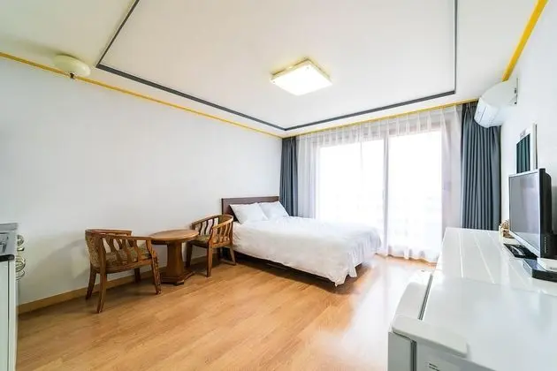Oda (1 Bed, Ocean View)
