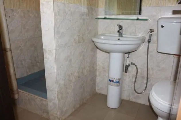 Royal Tek Büyük Yataklı Oda