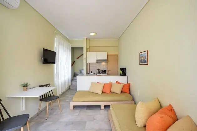 Junior Maisonette (2 Floor apartment)