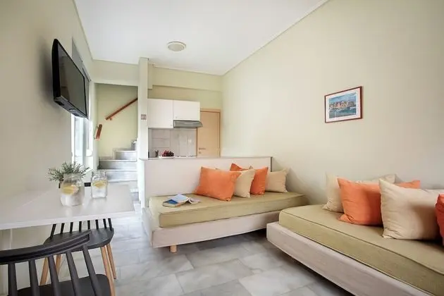 Junior Maisonette (2 Floor apartment)