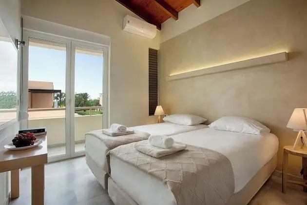 Junior Maisonette (2 Floor apartment)