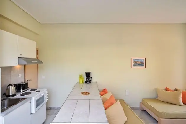 Junior Maisonette (2 Floor apartment)