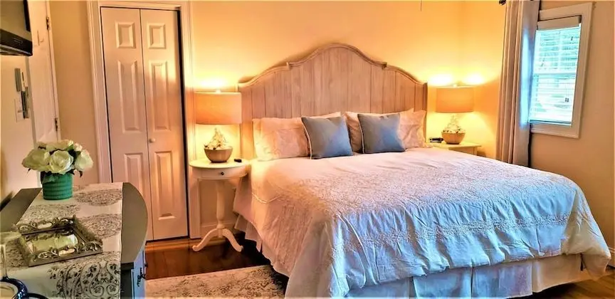 Comfort Tek Büyük Yataklı Oda