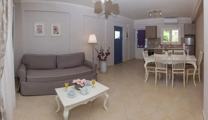 Apart Daire, 2 Yatak Odası, Deniz Manzaralı