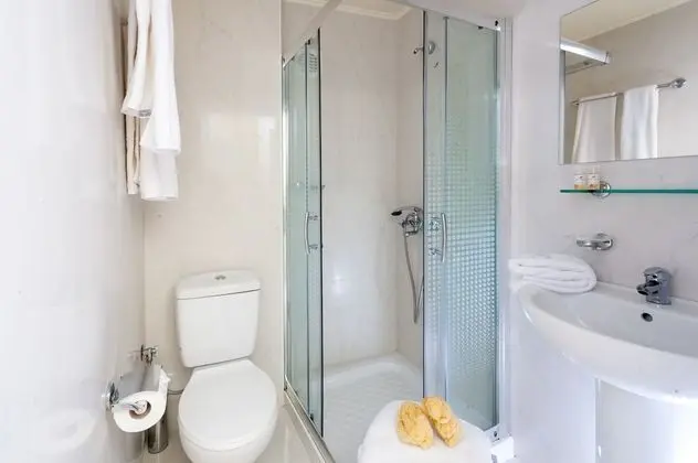 Tek Büyük Yataklı Oda, Bahçe Manzaralı