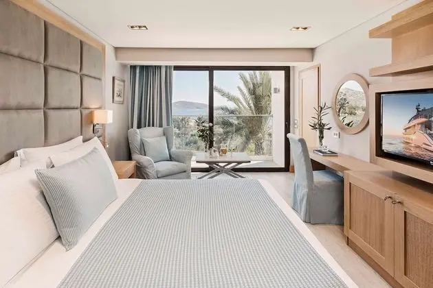 Deluxe Tek Büyük Yataklı Oda, Deniz Manzaralı