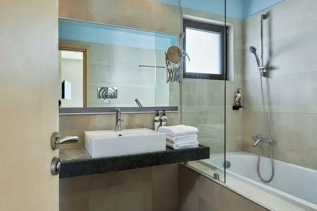 2 Bedroom Superior Family Suite with Panoramic Sea View