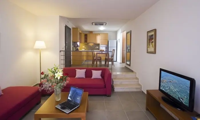 Villa, Kişiye Özel Havuzlu (Elais)