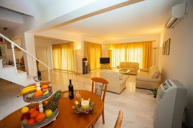 Villa, 3 Yatak Odası, Kişiye Özel Havuzlu