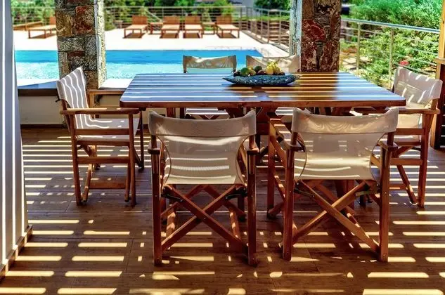 Deluxe Villa