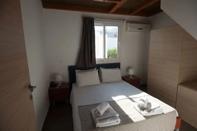 Room Maisonette