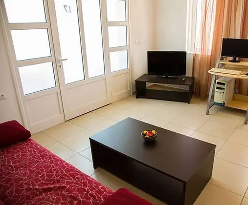 Superior Apart Daire, Deniz Manzaralı