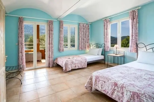 Villa, 3 Yatak Odası, Kişiye Özel Havuzlu, Deniz Manzaralı