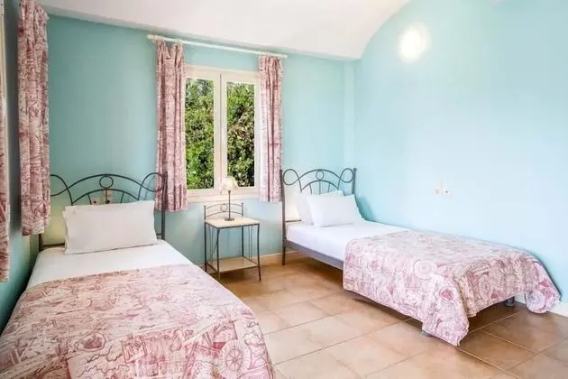 Villa, 3 Yatak Odası, Kişiye Özel Havuzlu, Deniz Manzaralı