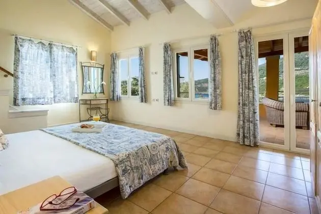 Villa, 3 Yatak Odası, Kişiye Özel Havuzlu, Deniz Manzaralı