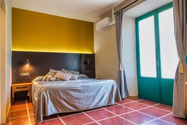 Tek Büyük Yataklı Oda, Banyolu/Duşlu, Şehir Manzaralı