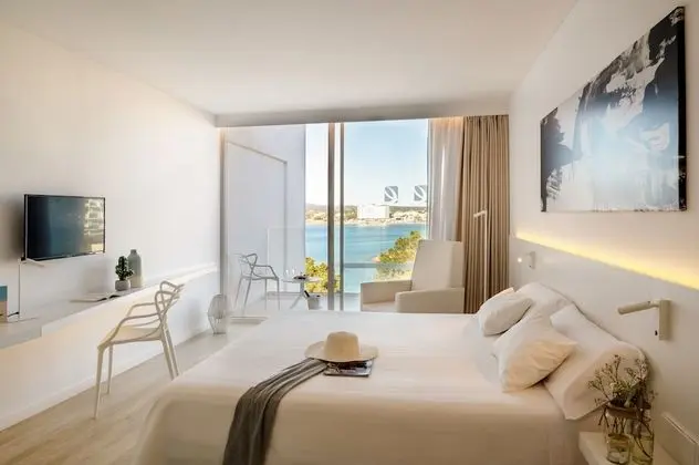 Deluxe Oda, Balkon, Kısmi Deniz Manzaralı