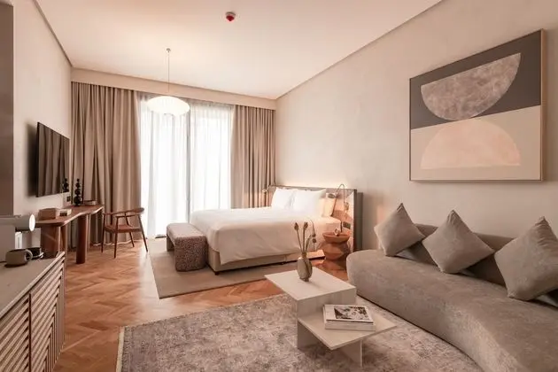 Premium Tek Büyük Yataklı Oda