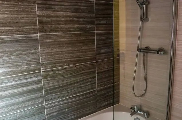 Apart Daire, Banyolu/Duşlu