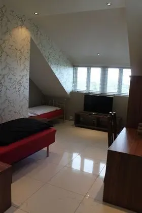 Deluxe Tek Büyük Yataklı Oda